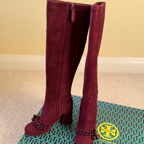 Tory Burch Addison Boot - Tall suede purple/burgundy - Size 6 - NWT - in box - Picture 1 of 5